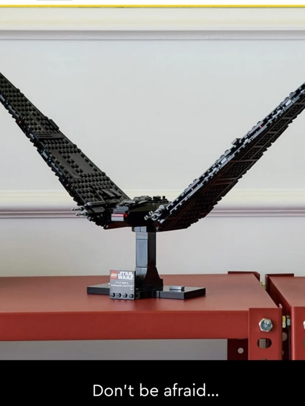 NEW! Lego Star Wars - Kylo Ren Command Shuttle NWT